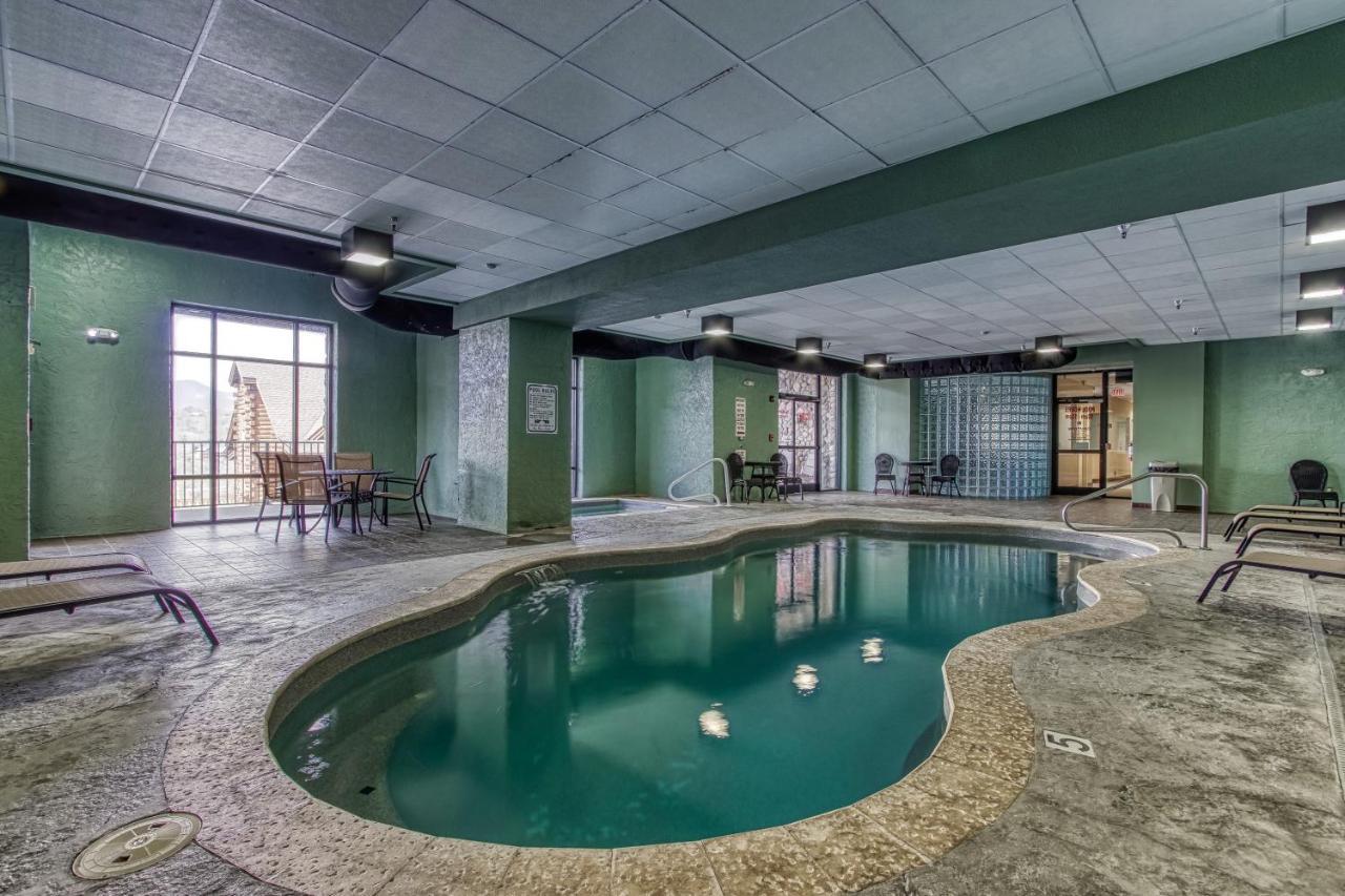 Gorgeous 2Bd 2Bth Condo With Mountain Views Pool Hot Tub Game Room Close To Parkway Pigeon Forge Bagian luar foto